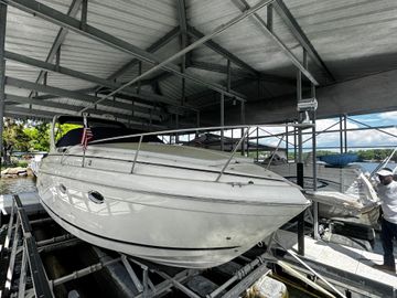 2003 Rinker 270 Epress Cruiser