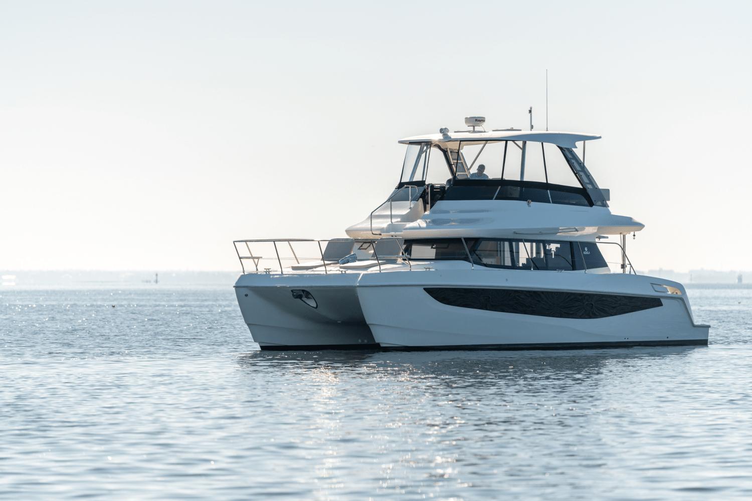 2025 Aquila 42 Yacht