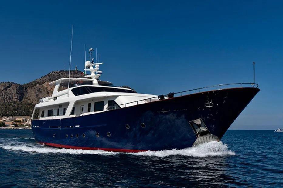 2002 Benetti Sail Division 105