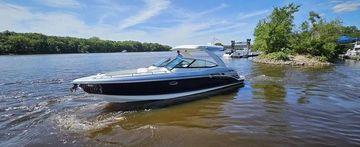 2021 Formula 330 Crossover Bowrider