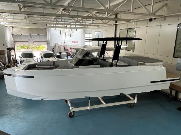 De Antonio Yachts D29