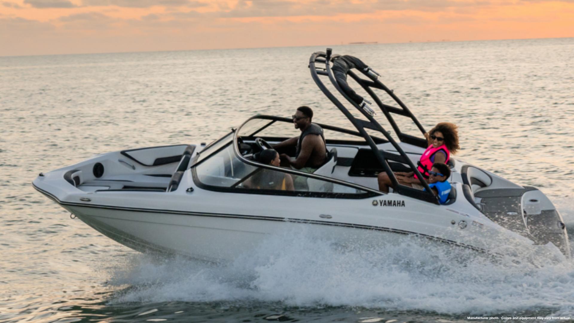2025 Yamaha Boats 195SX