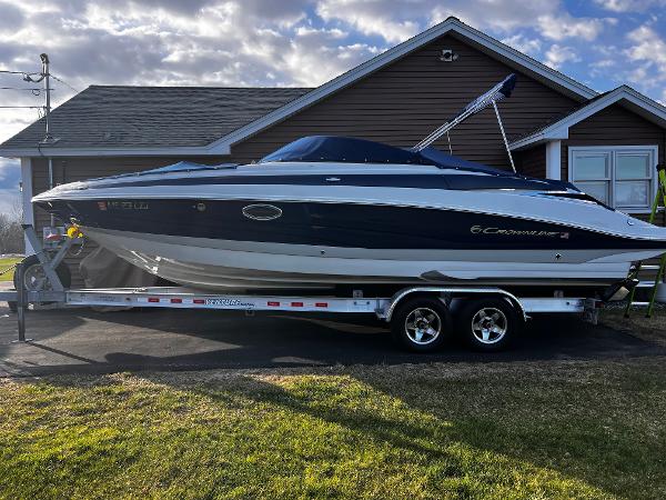 2017 Crownline 275SS