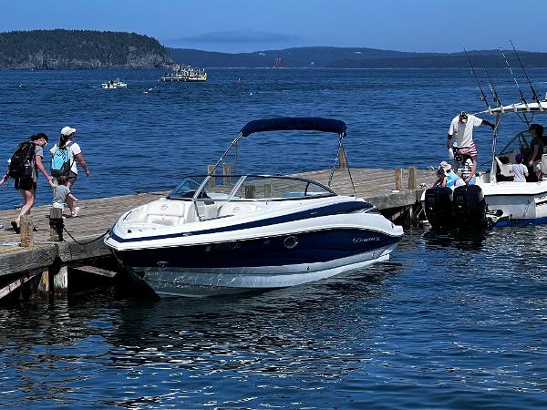 2017 Crownline 275SS