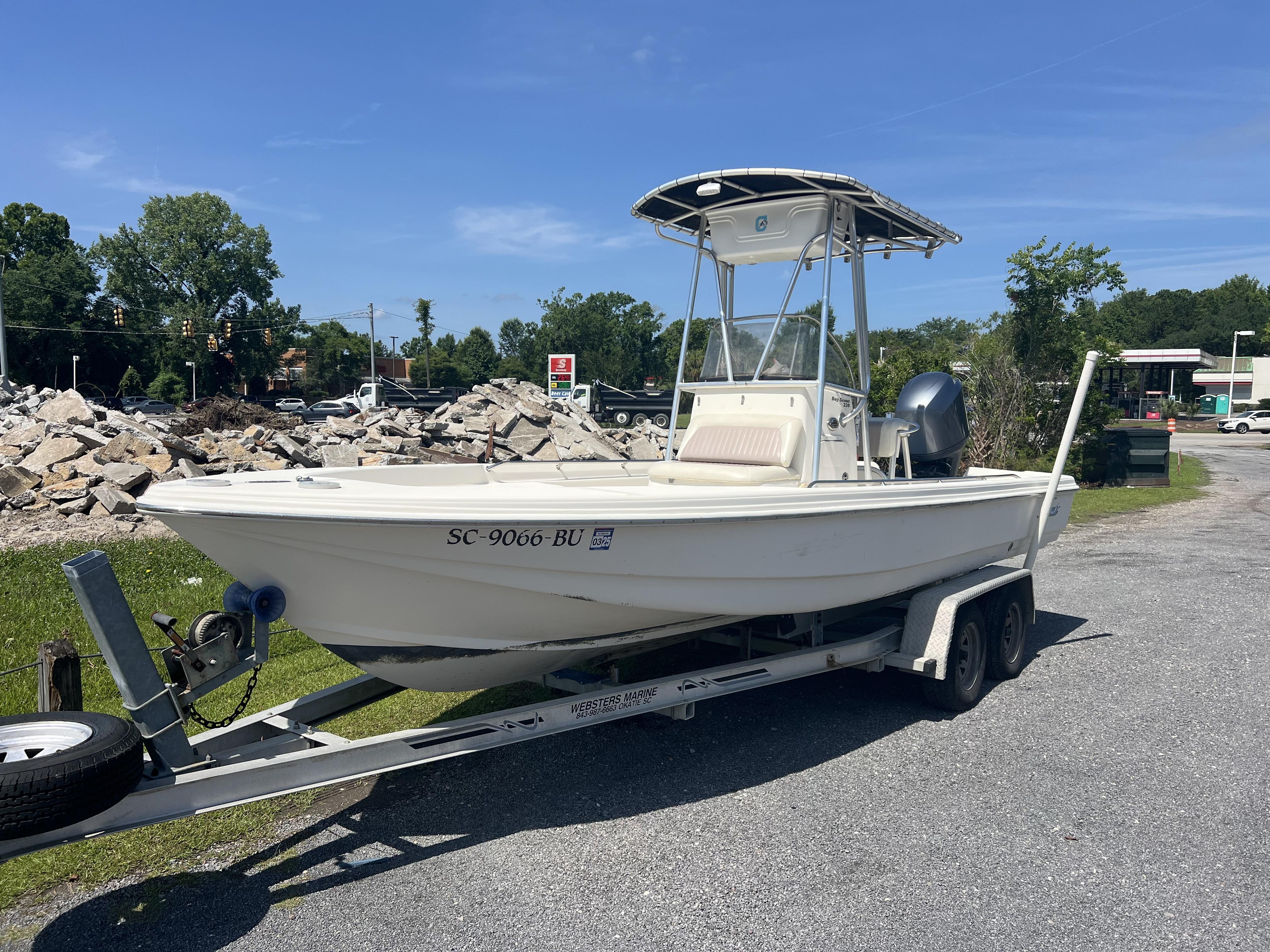Scout 220 Bay