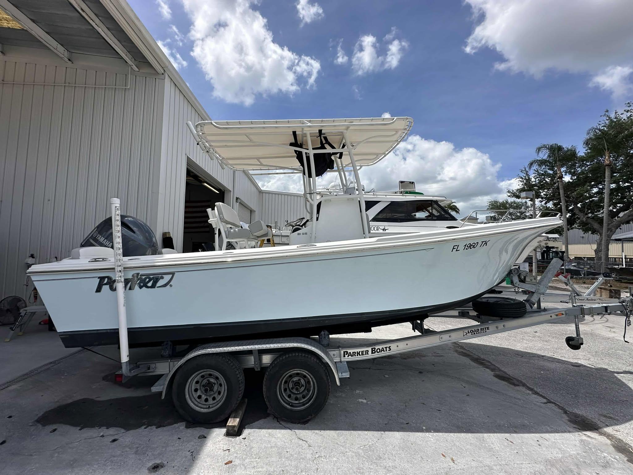 2023 Parker 2100 SE
