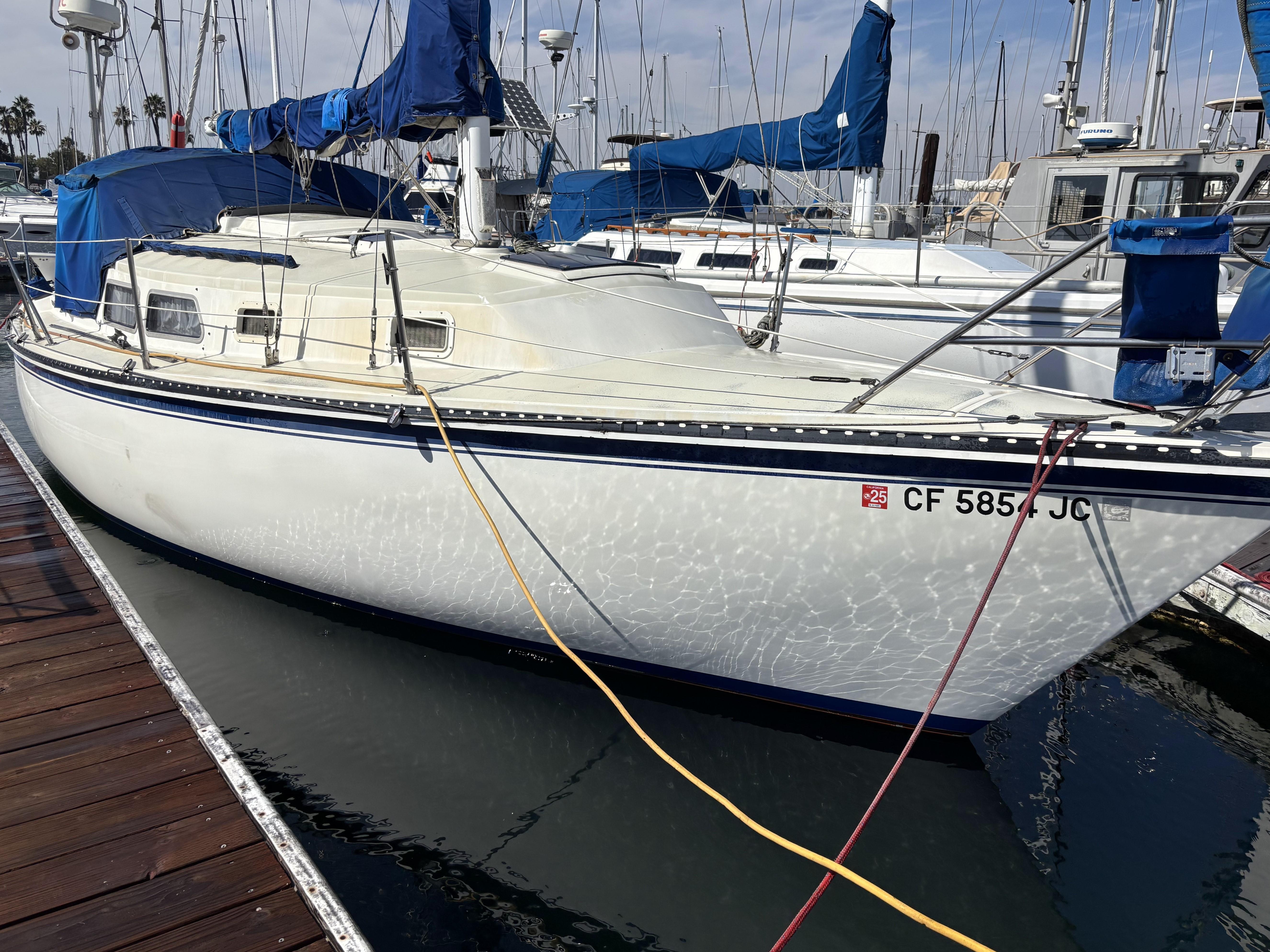 1985 Newport 30