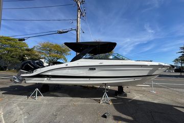 2026 Sea Ray SLX 280 Outboard