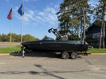 2022 Malibu Wakesetter 23 LSV