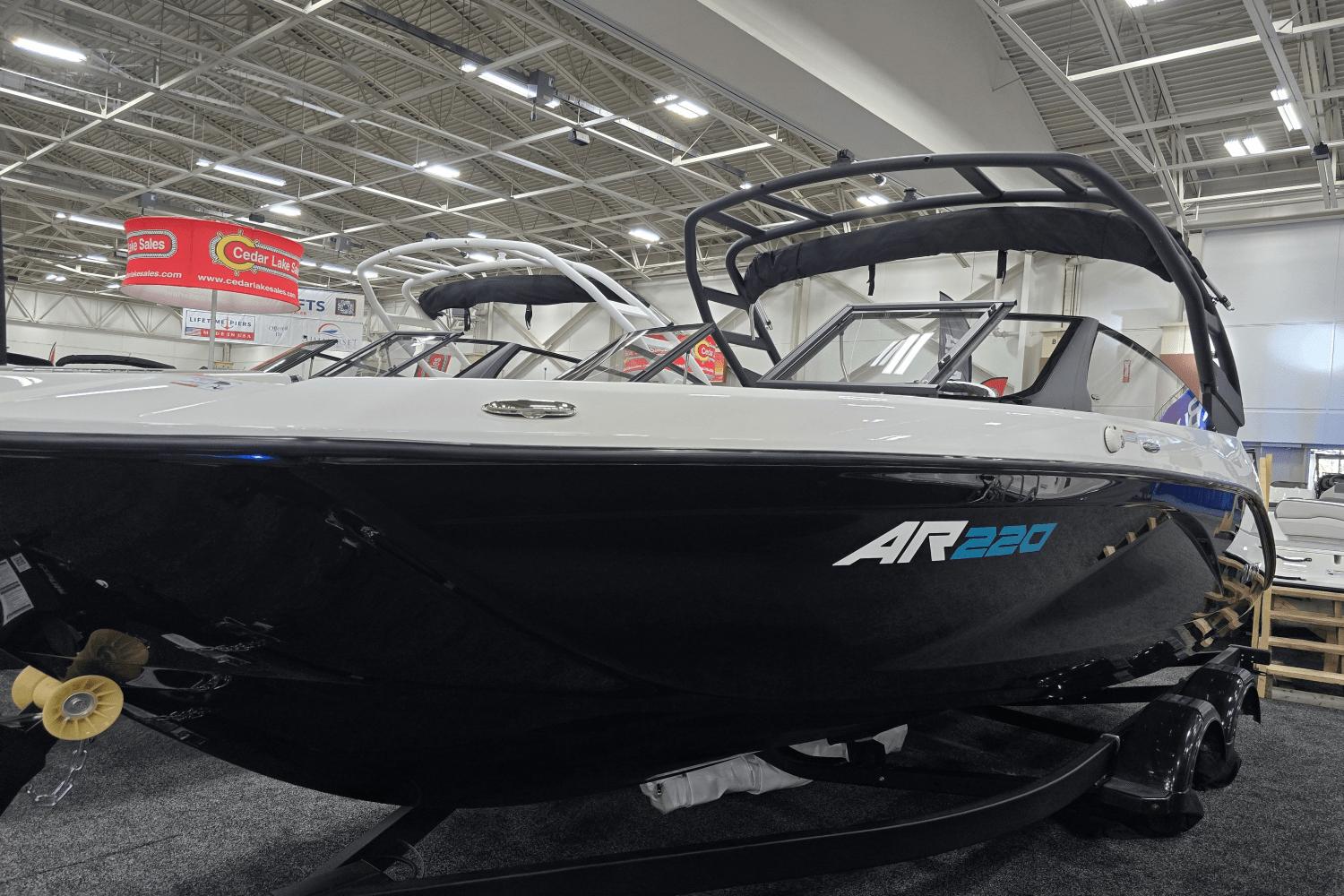 Yamaha Boats AR220