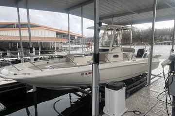 2021 Boston Whaler 24 DAUNTLESS