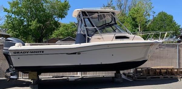 2014 Grady-White Seafarer 226