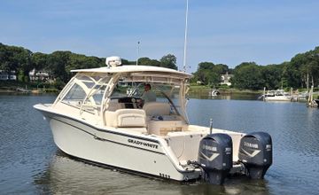 2017 Grady-White Freedom 335