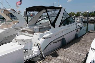 2018 Monterey 295 Sport Yacht
