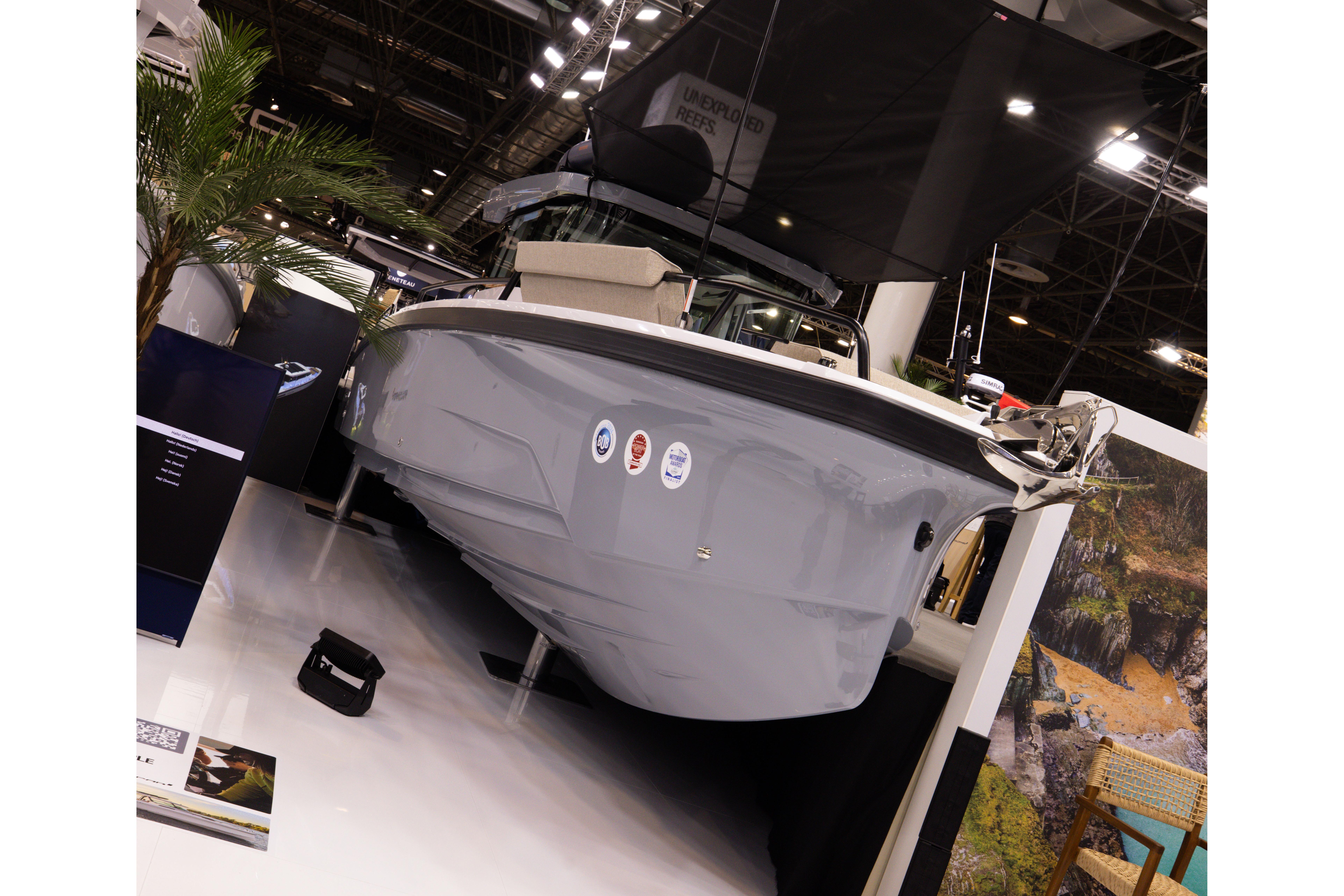 2024 Axopar 29 Cross Cabin