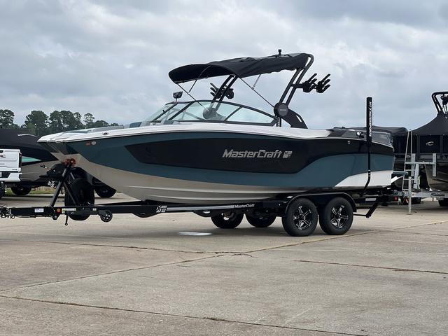 2025 MasterCraft XT22