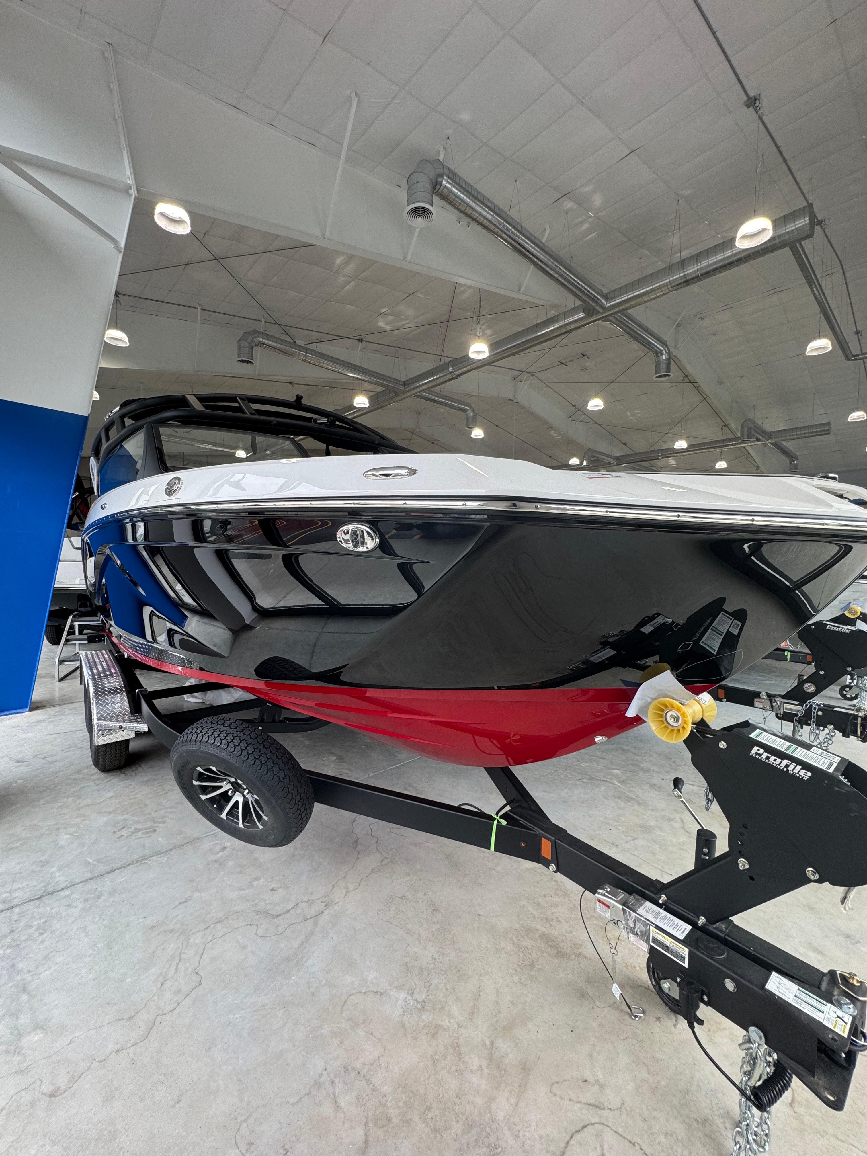 2025 Yamaha Boats 222SD