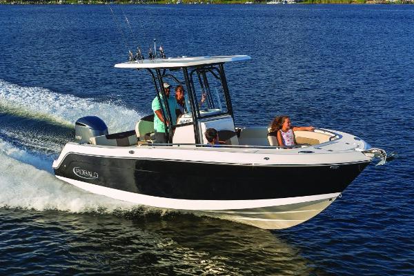 Robalo R242 Explorer Manufacturer Provided Image