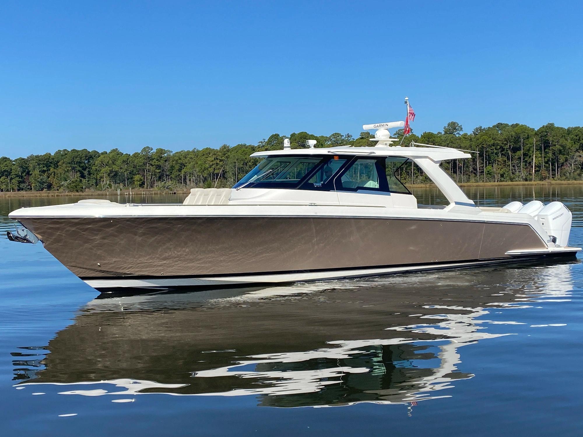 2023 Tiara Yachts 48 LS