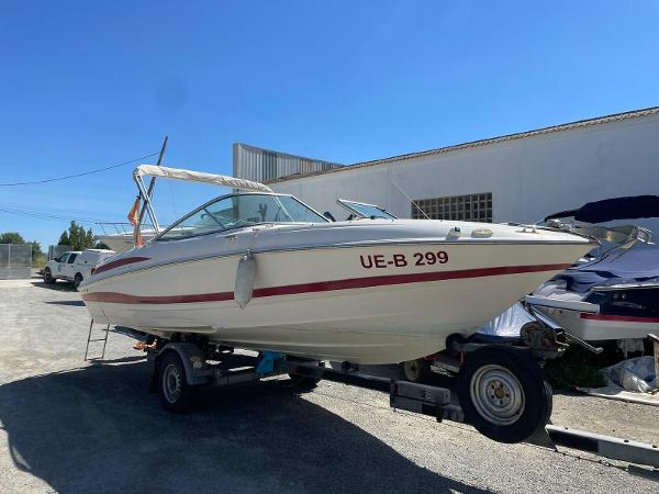 2002 Maxum 2100