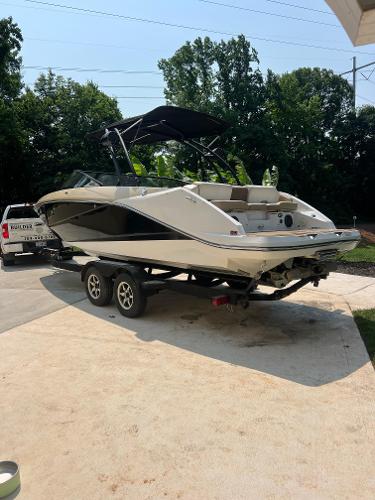 2015 Scarab 255 H.O.