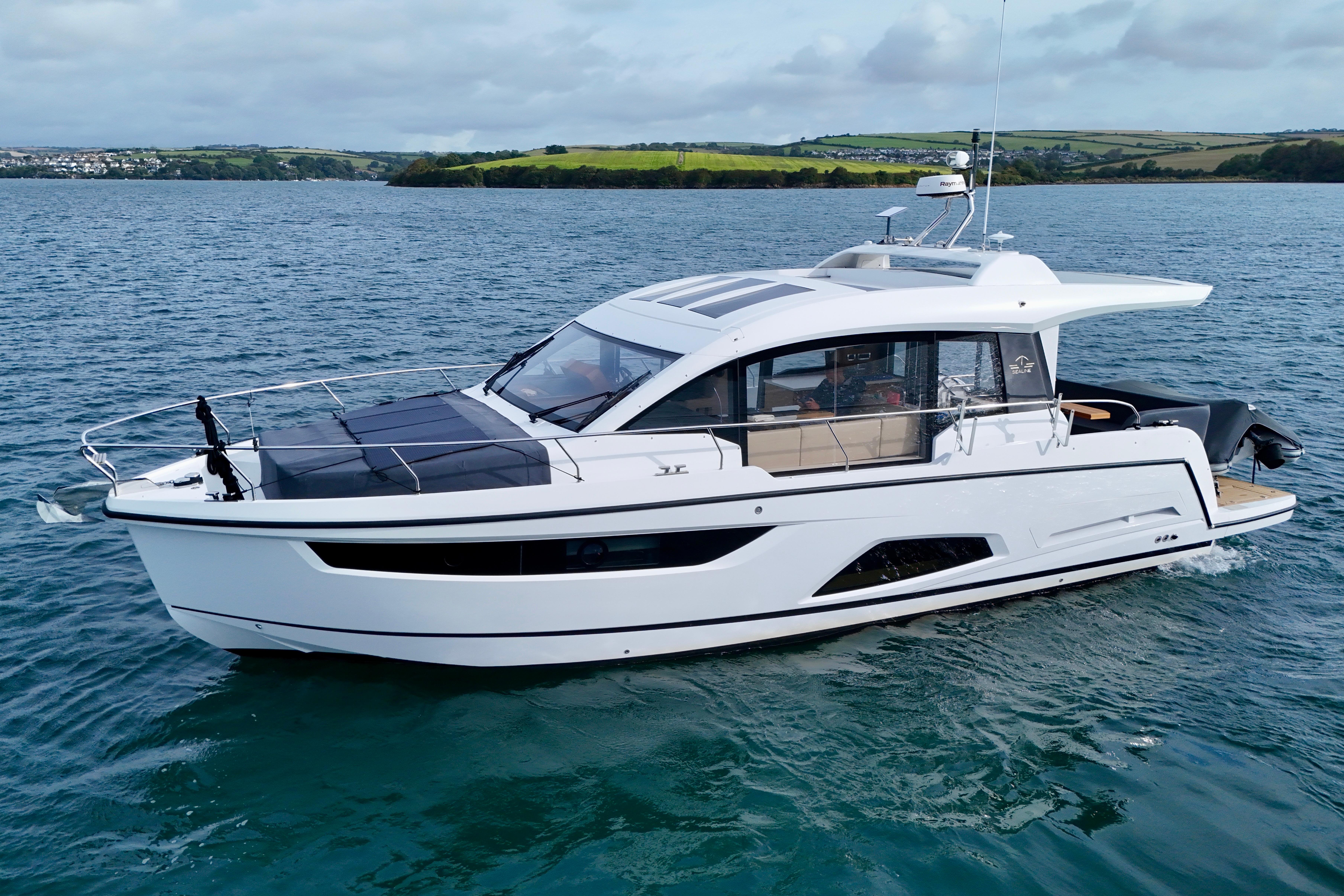 2019 Sealine C430