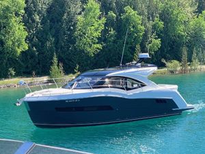 Carver C37 Coupe 37' 2020 Carver C37 Coupe