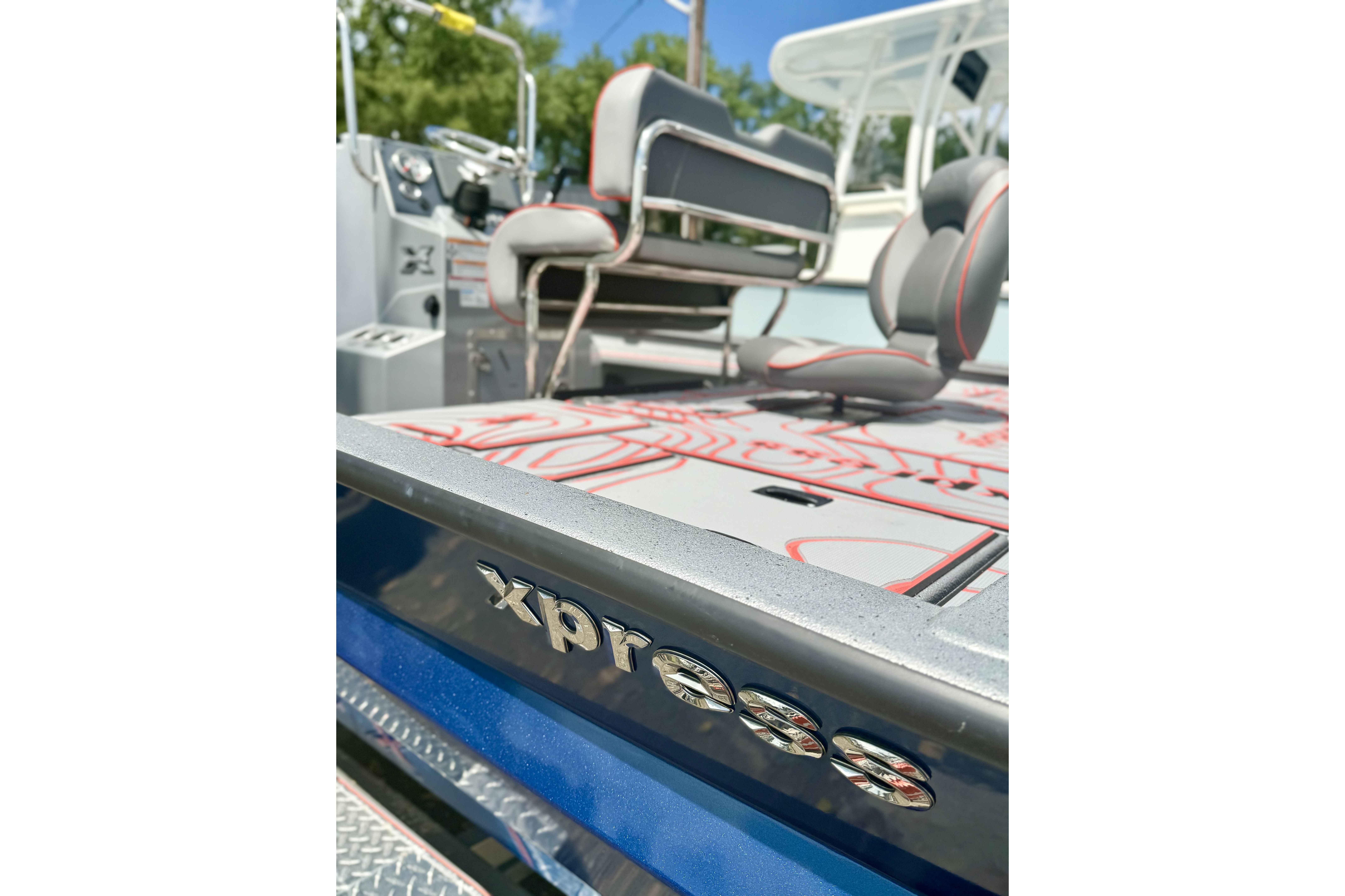 2025 Xpress X23B Bay Lounge