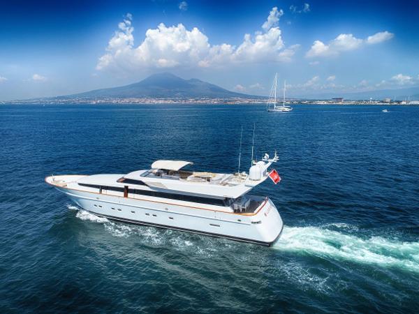 2000 Cantieri di Pisa Akhir 110