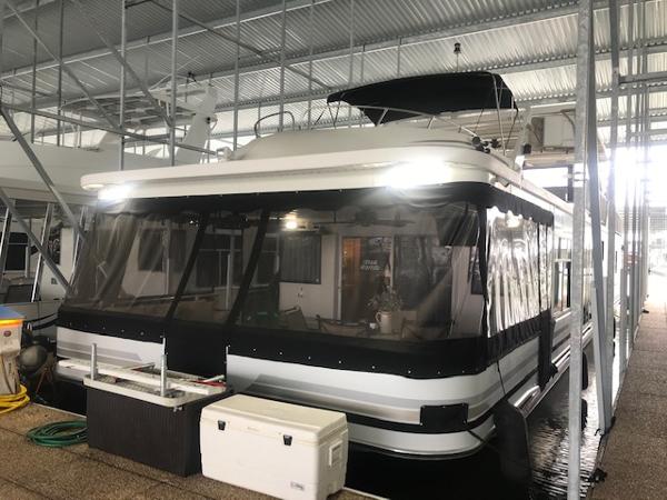 2002 Sumerset Houseboat