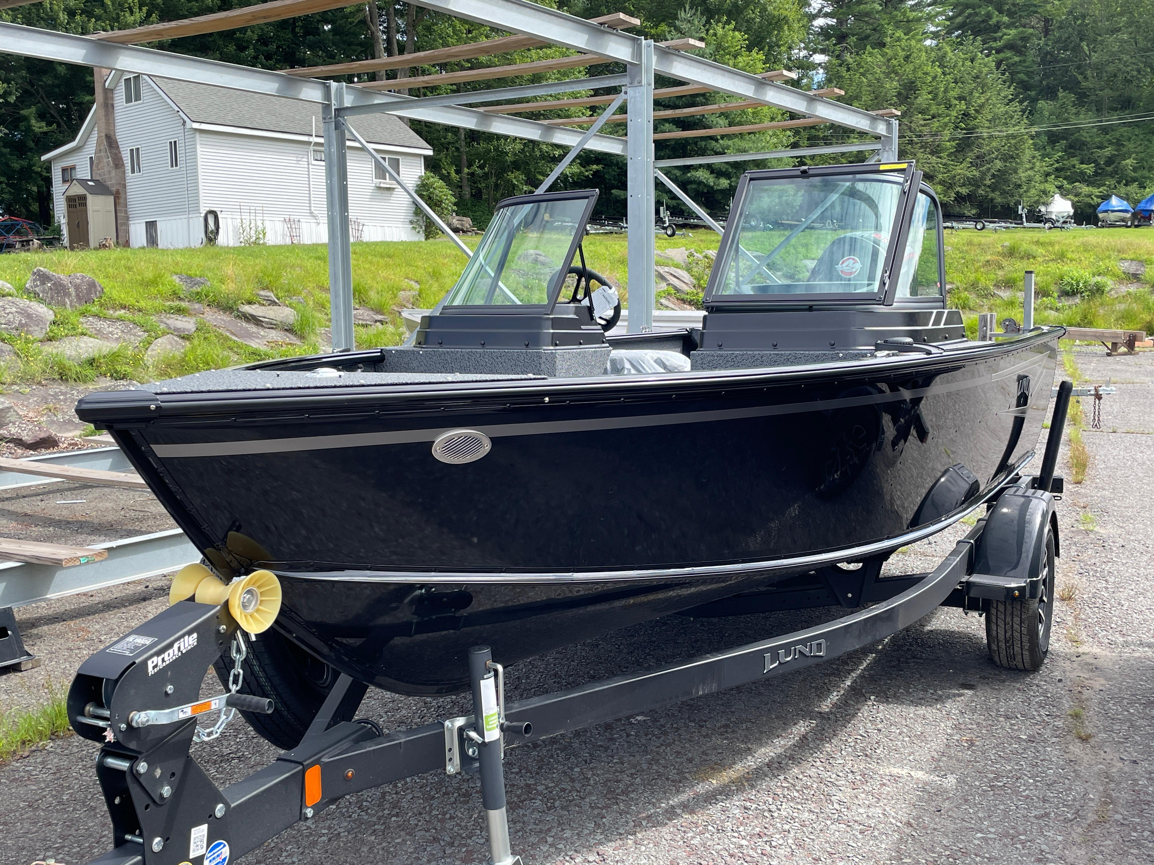 2026 Lund 1800 Explorer Sport