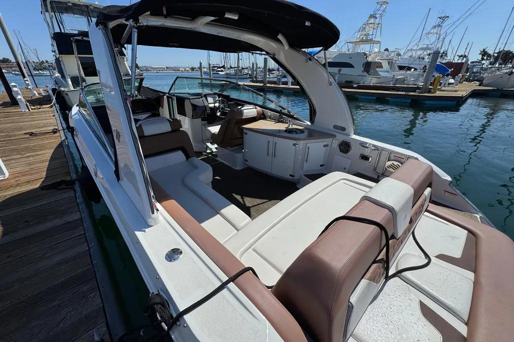 2017 Four Winns Horizon H290