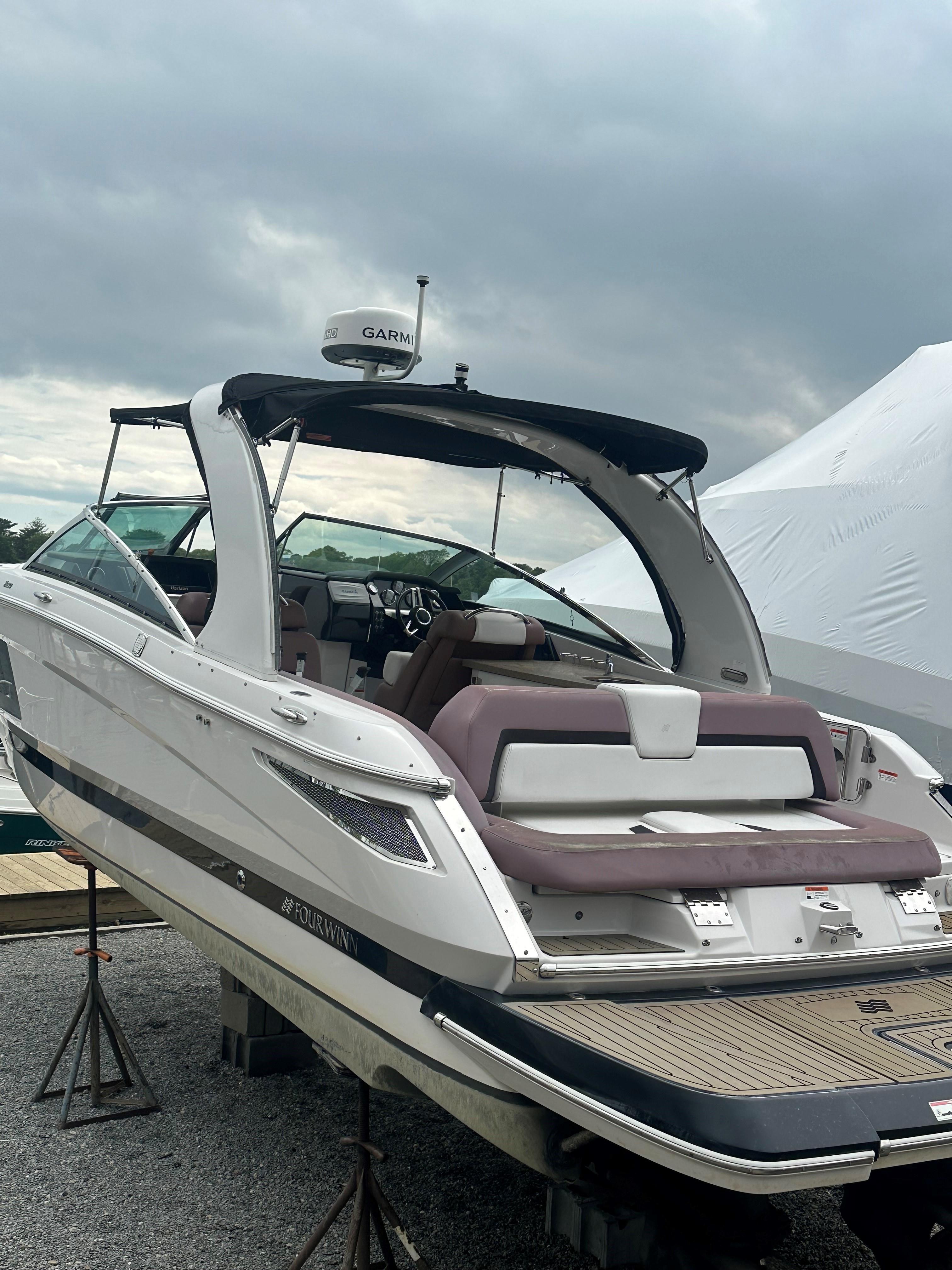 2017 Four Winns Horizon H290