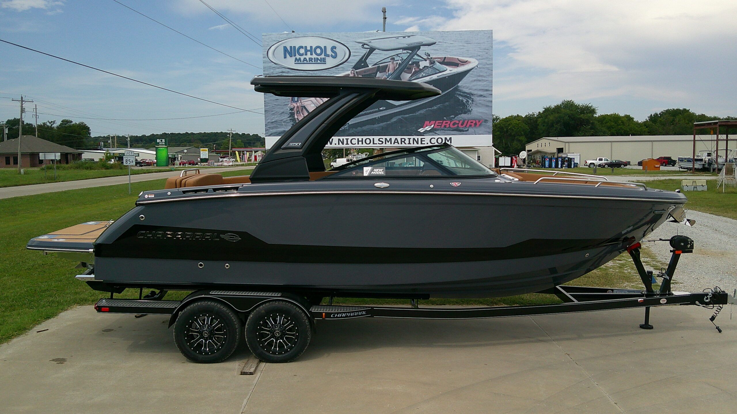 2026 Chaparral 8 SSX