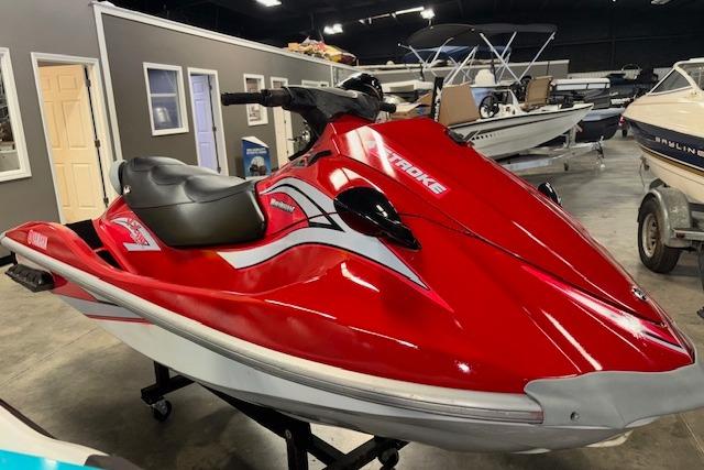 2005 Yamaha WaveRunner VX 110 Deluxe