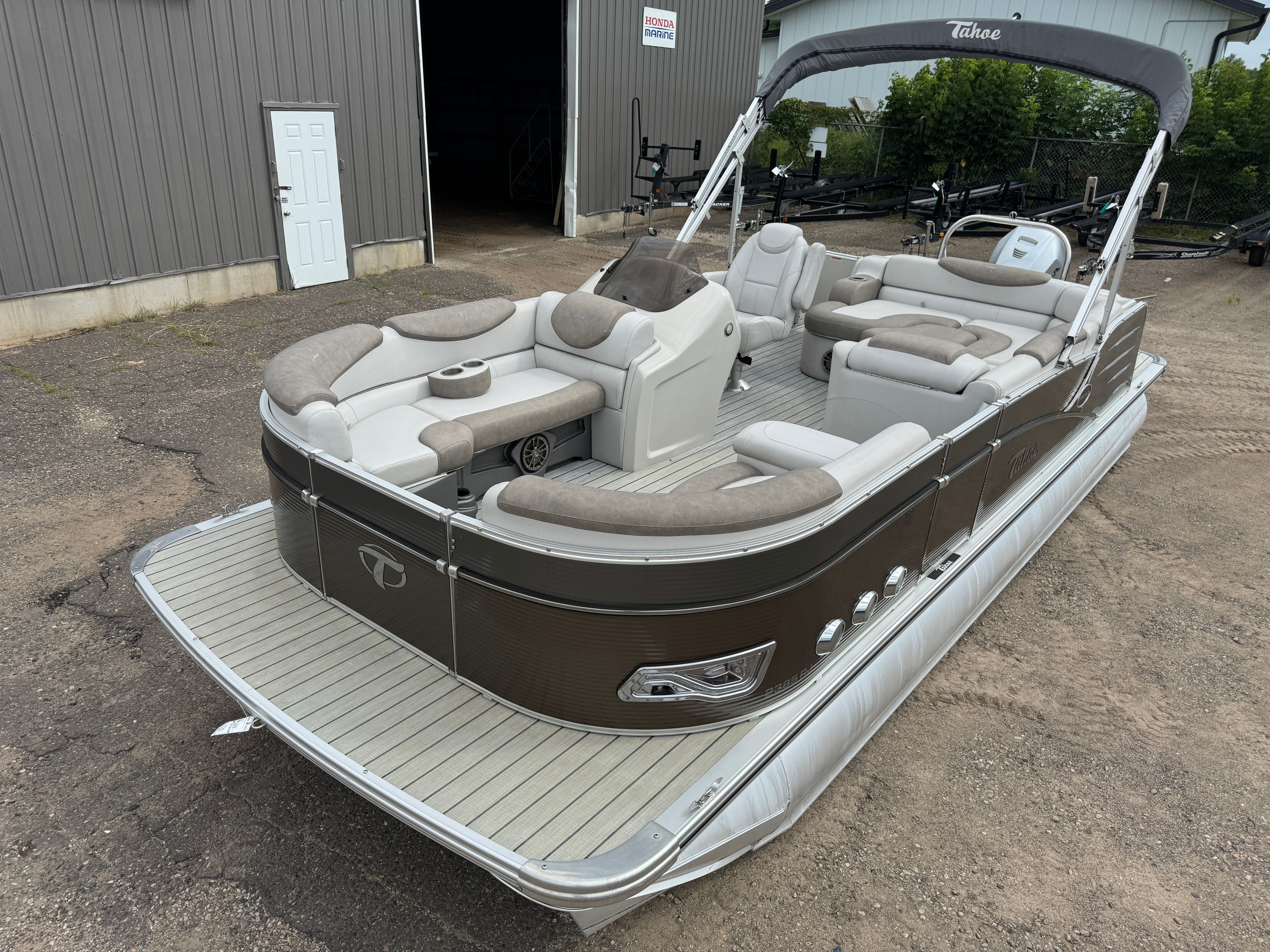 2019 Tahoe Cascade 2385 RJ Pontoon