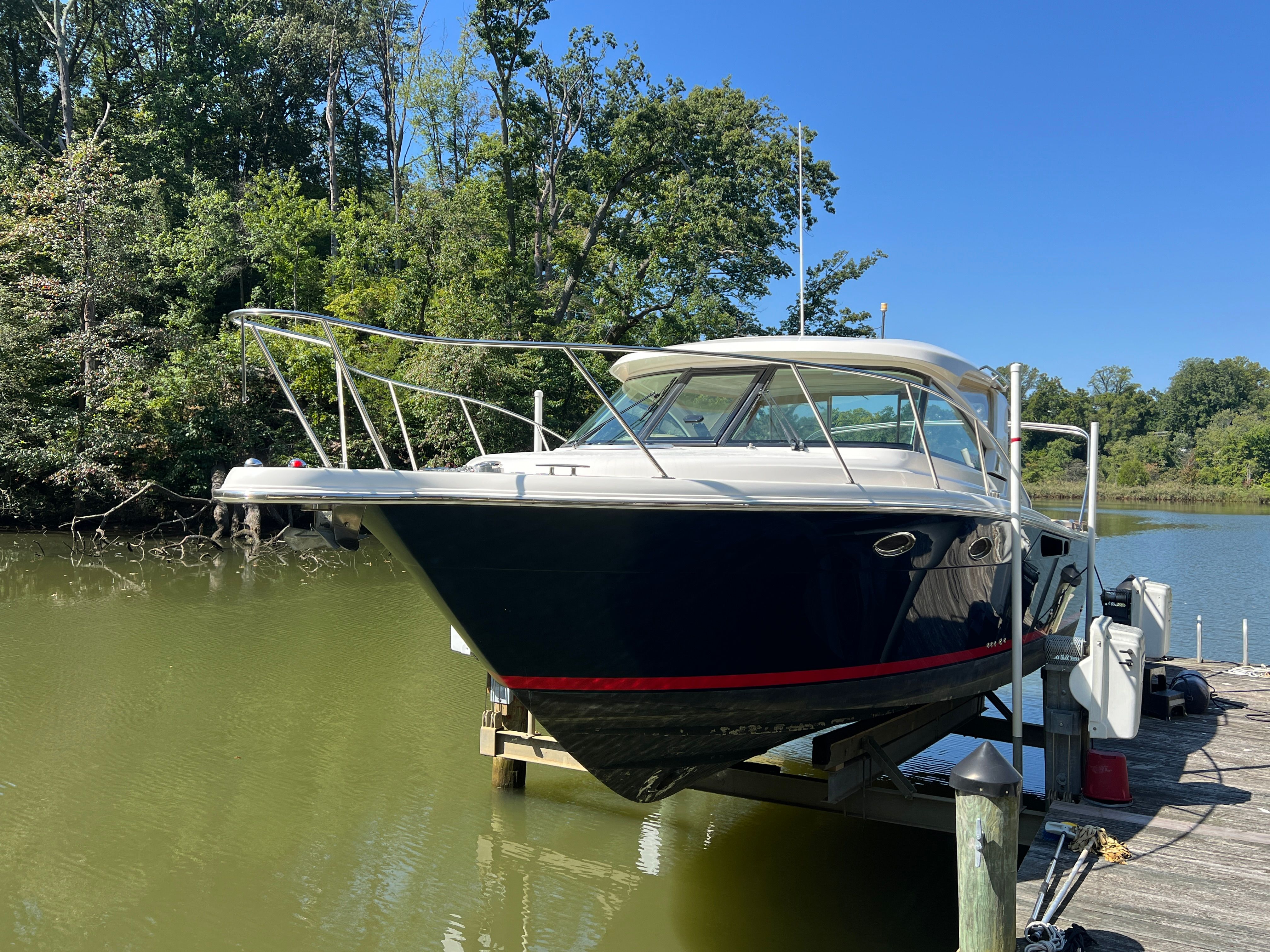 2013 Tiara Yachts 3100 Coronet
