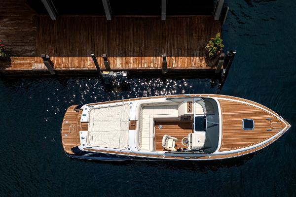 2024 Comitti Venezia 31 Classic Teak