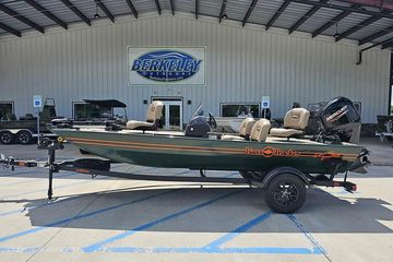 2026 Tracker Bass Tracker Classic Limited