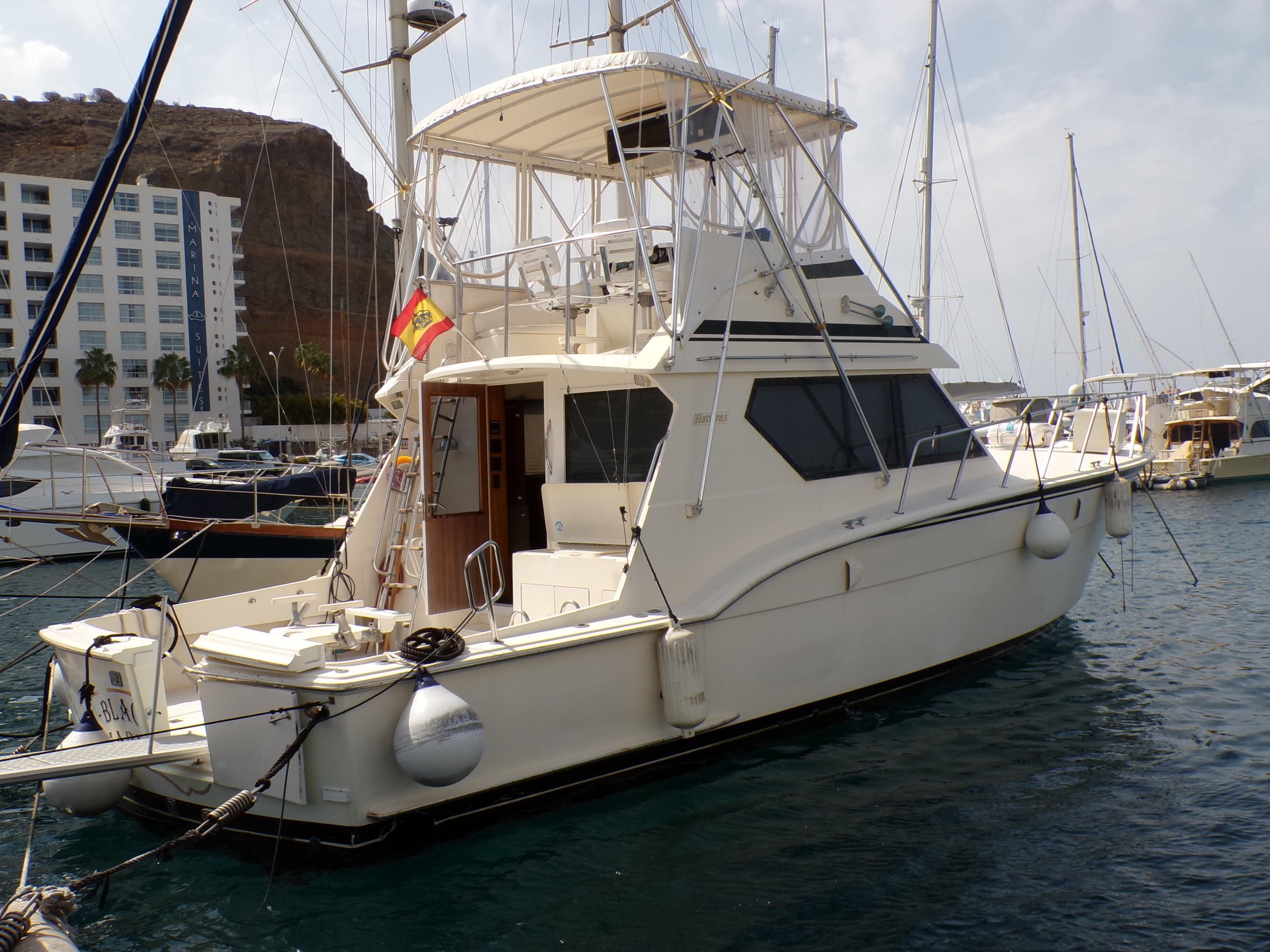 1989 Hatteras 45 Convertible