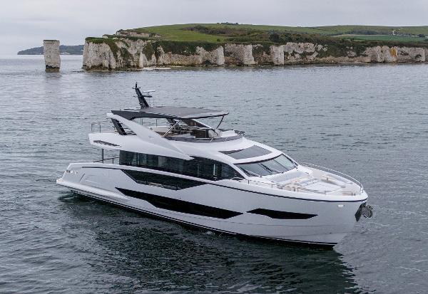 2024 Sunseeker 90 Ocean