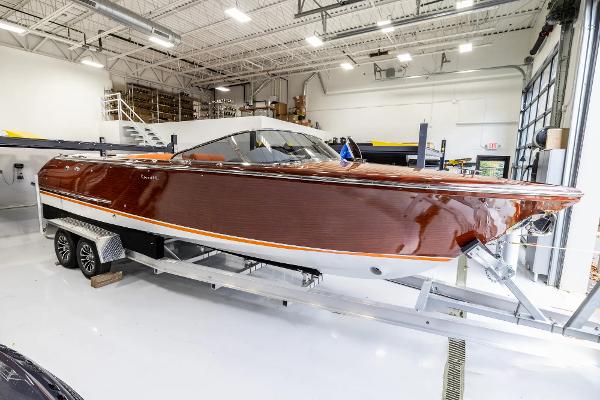 2025 Comitti Venizia 28 Elegance Bespoke