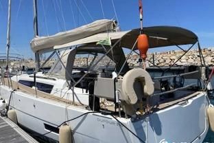 2023 Dufour 390