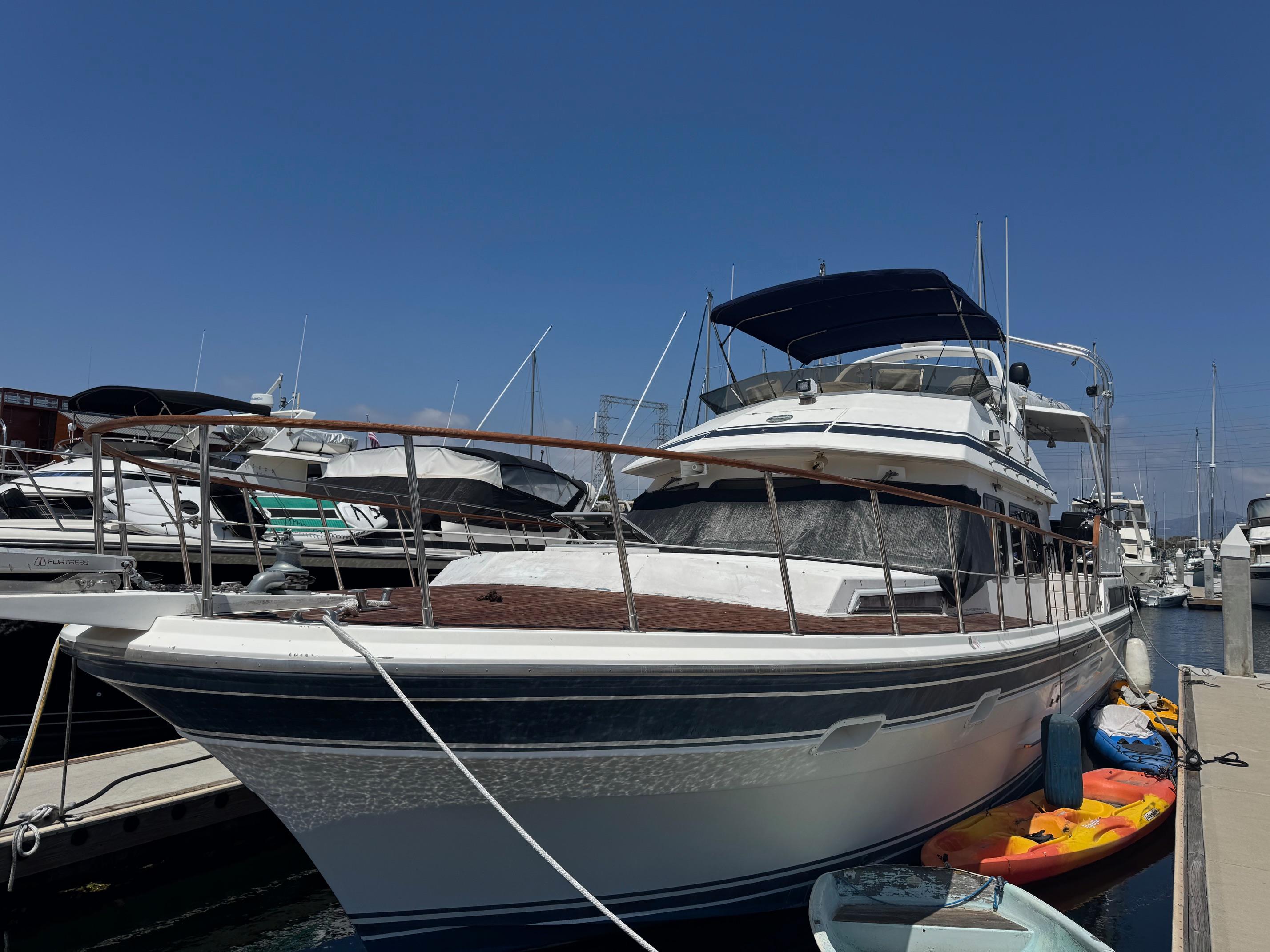 1985 Spindrift Trawler