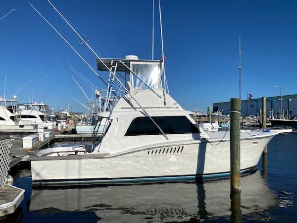 1969 Hatteras 36 Convertible