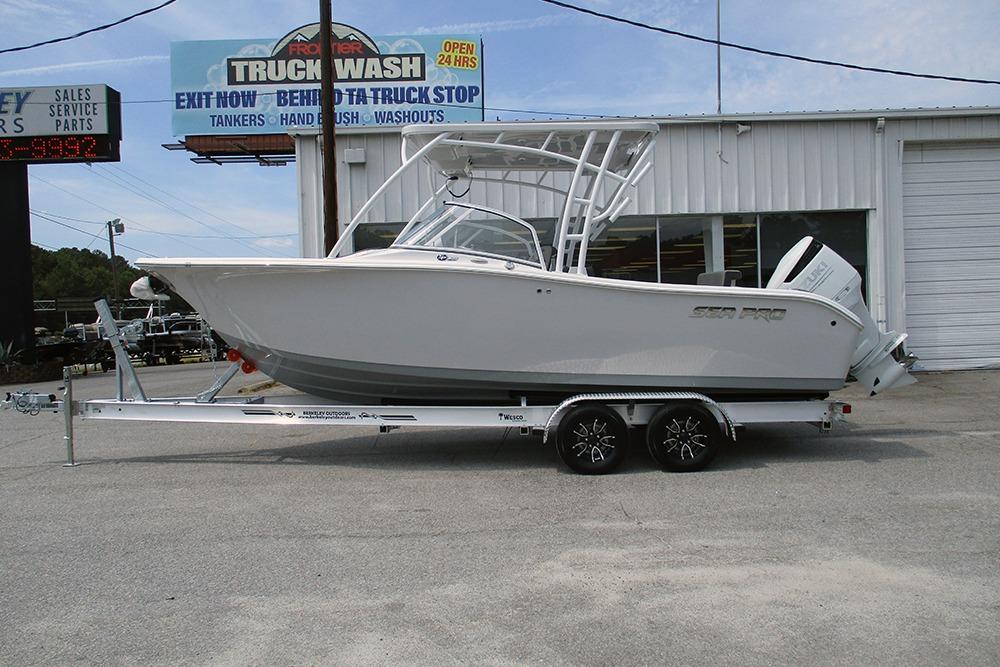 2026 Sea Pro 240 Dual Console Deluxe