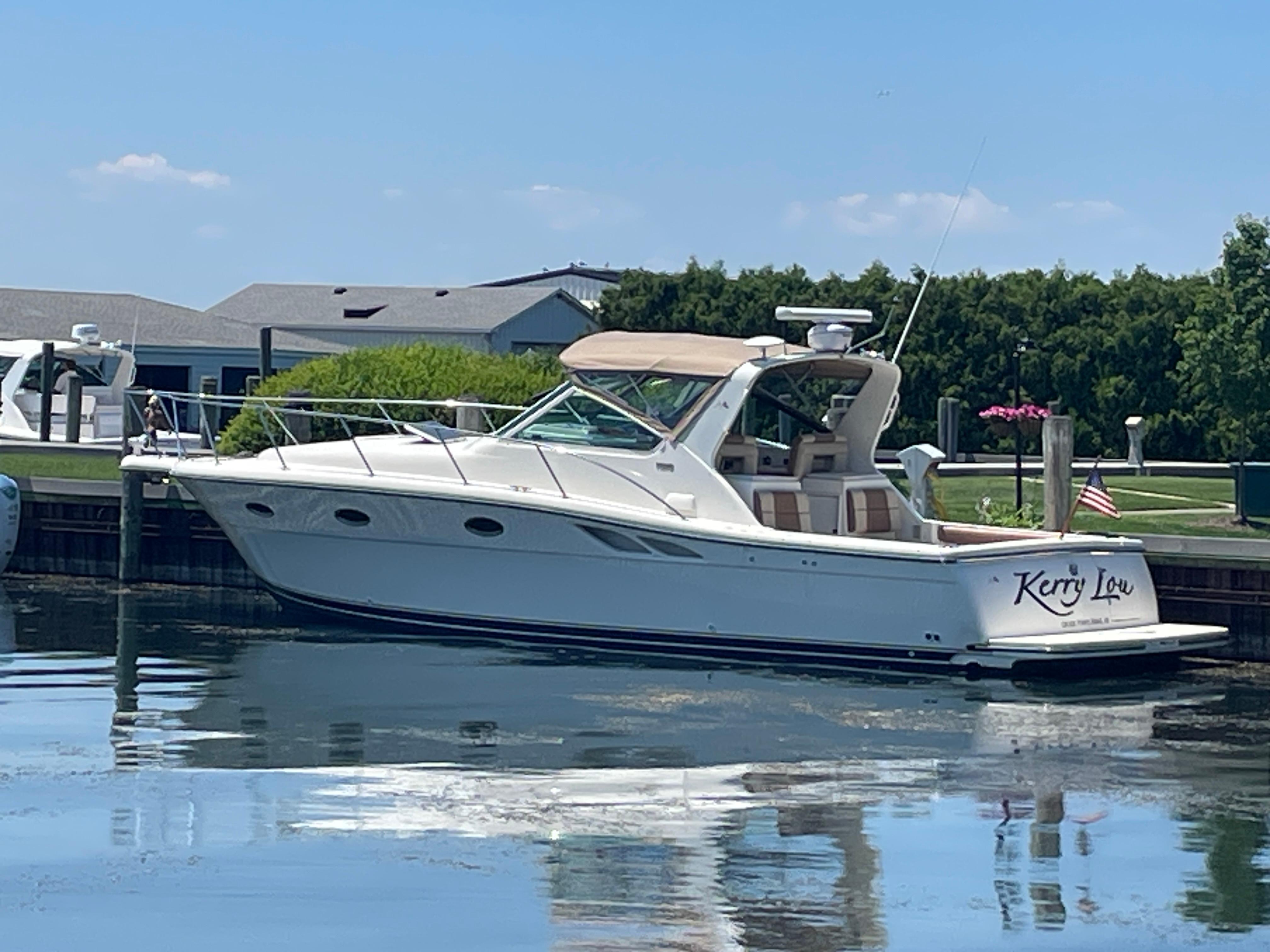 1998 Tiara Yachts 3500 Open