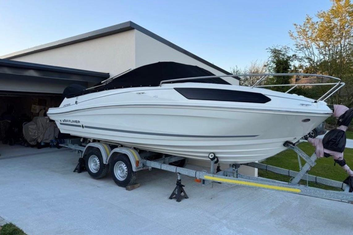 2024 Bayliner VR5 Bowrider OB