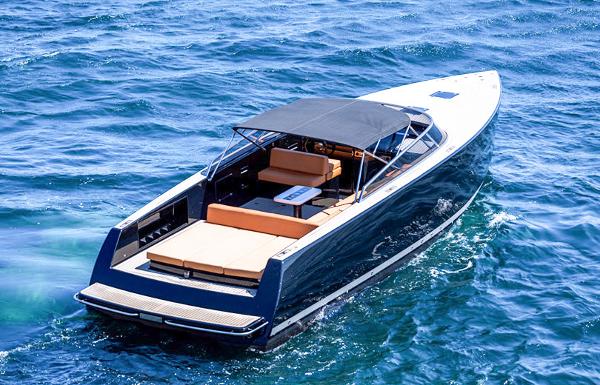 2011 VanDutch 40