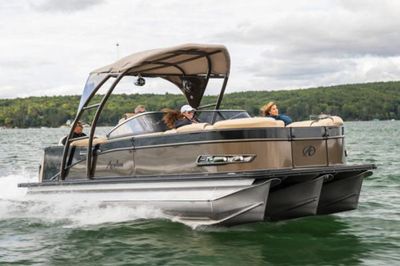 Avalon Catalina Platinum Elite Windshield Boat